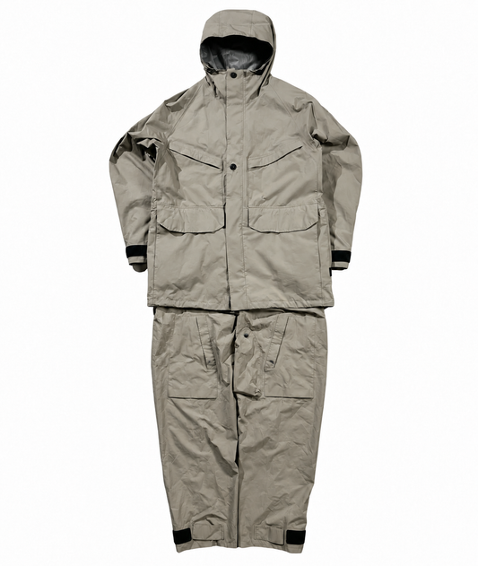 [Ausverkauf] Wasserdichte Jacke mit integrierter Hose